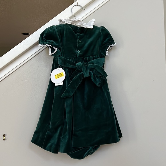 Edgehill Collection Velvet Dress With Lace - Picture 4 of 9